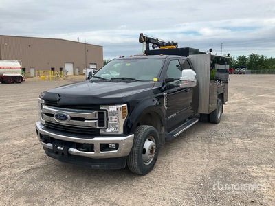 2019 Ford F-350 XLT 4x4 Extended Cab Service Truck