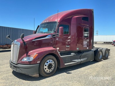 2022 Kenworth T680 6x4 Cabeza Tractora Cabina Dormitorio