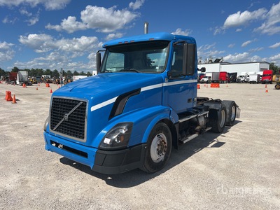 2008 Volvo VNL 6x4 トラックトラクター（T/A）