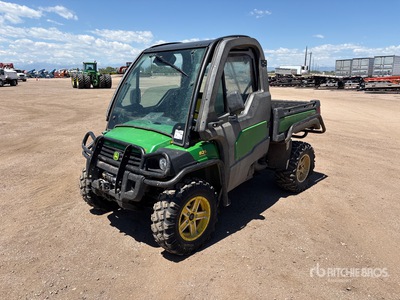 2016 John Deere Gator 4x4 Utility Vehicle