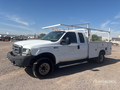 2004 Ford F-350 XL 4x4 Extended Cab Camión Utilitario