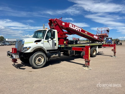 2008 Elliot H110F-L3MH 110 ft on 2009 International 7500 SBA 6x4 Bucket Truck