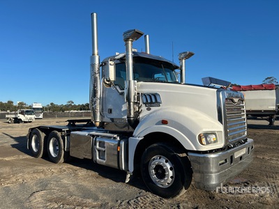 2016 Mack CLXT Super-Liner 3-Achs Sattelzugmaschine