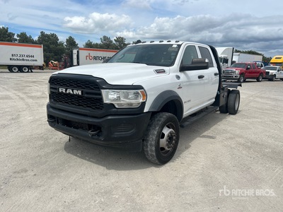 2021 Ram 5500 4X4 Crew Cab Camión Caja Abierta