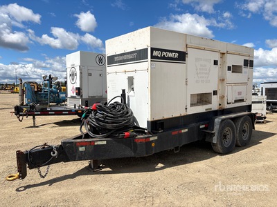 Whisperwatt DF-3300K 300 kVA Mobile 発電機セット (250-749 kw/310-950 kva)