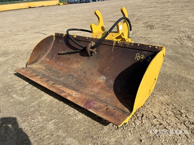CWS HE200 84 in Q/C Excavator Chuck Blade