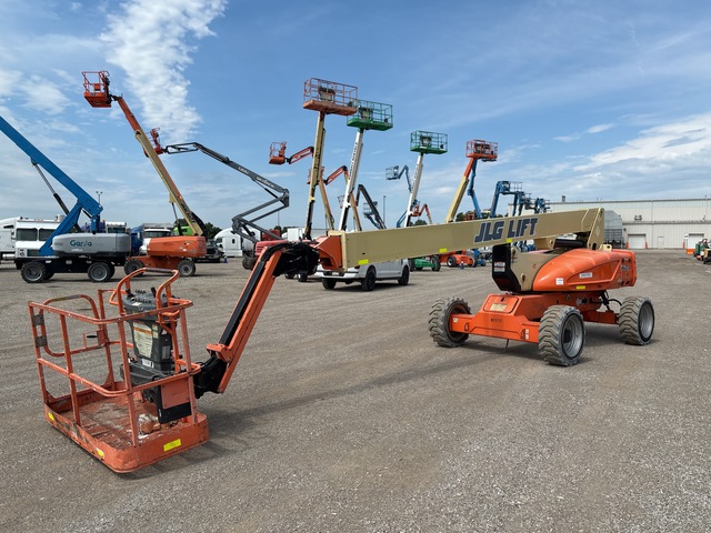2014 JLG M600JP 4WD Hybrid Articulating Boom Lift