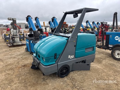 Tennant S20 Floor Sweeper