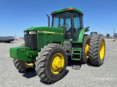 2002 John Deere 7810 4WD Tractor Agrícola