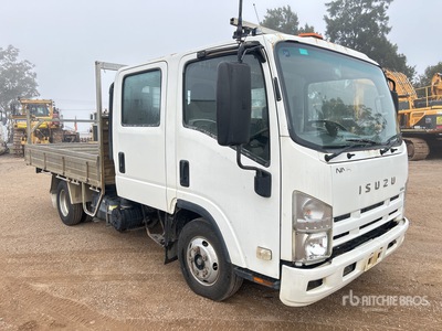 2012 Isuzu NNR 200 4x2 Crew Cab Flatbed Truck