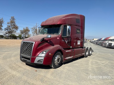 2019 Volvo VNL 6x4 Tracteur Routier Couchette