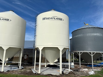 Wheatland 1412 +/- 65 t Fertilizer Hopper Contenedor de grano