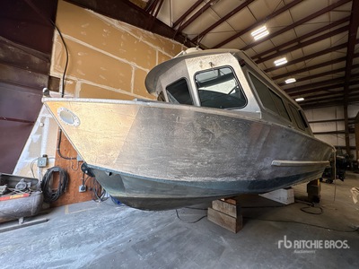 Lifetimer 26 ft Crew Boat