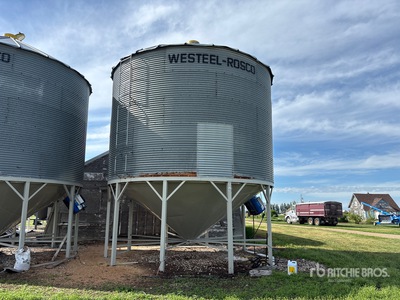 Westeel +/- 4000 bu 5 Ring Hopper Grain Bin
