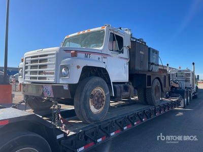 1988 International S1955 Kraftstoff- / Schmiermittel Lkw
