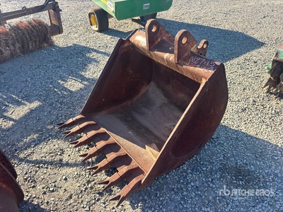 36 In Backhoe Rear Bucket