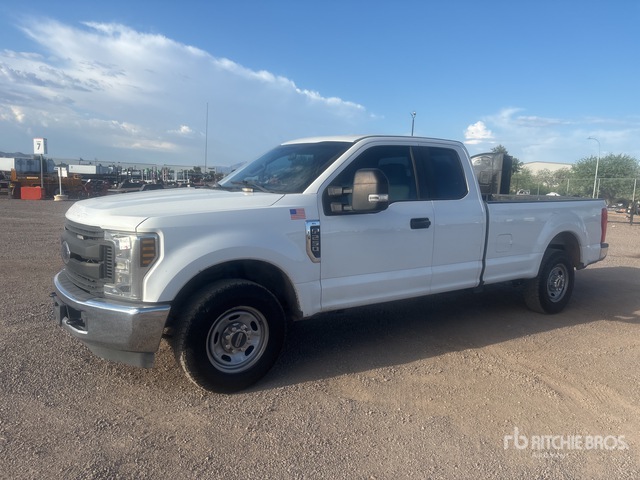 2019 Ford F-250 XL 4x2 Extended Cab Pickup