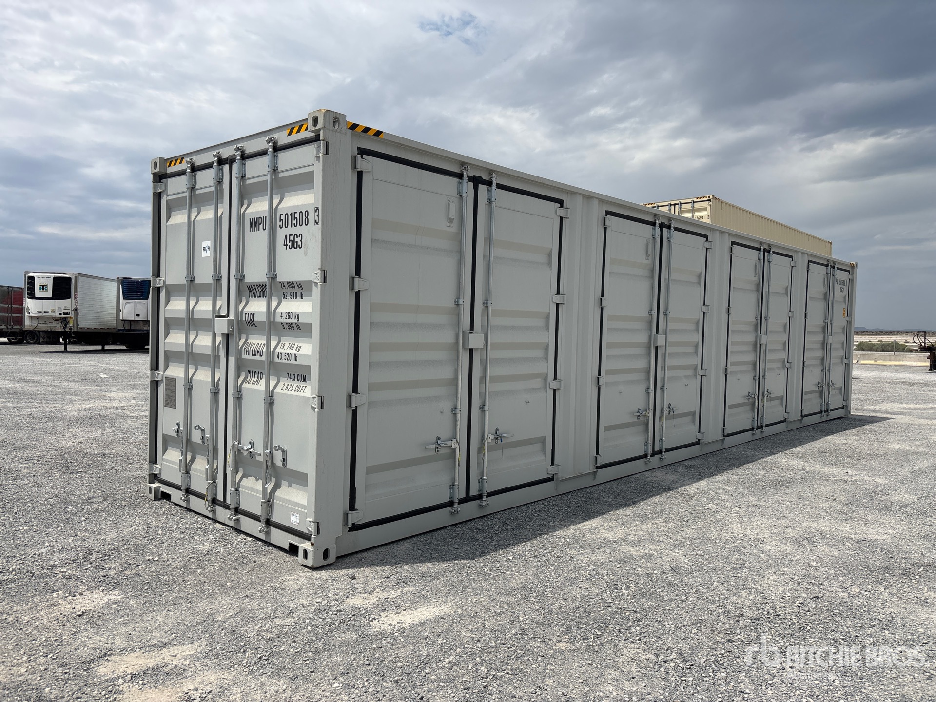 2026 40 ft High Cube Multi-Door Storage Container