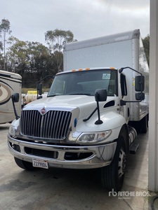 2019 International MV607 4x2 Autocarro furgonato