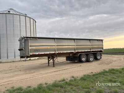 2012 Load Line 37 ft Tri/A Grain Trailer