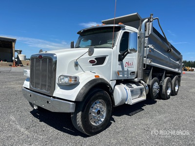 2018 Peterbilt 567 8x4 4-Achs Kipper-Lkw