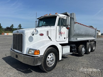 1998 Peterbilt 385 8x4 Tri/A Dump Truck