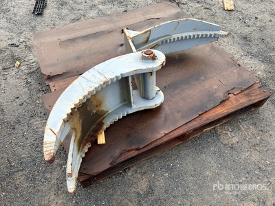 250 mm Excavator Grapple - Fits 3 Ton