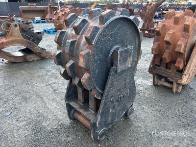 ShawX 450 mm Q/C Excavator Compaction Wheel