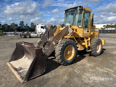 2001 Volvo L50C Pala cargadora