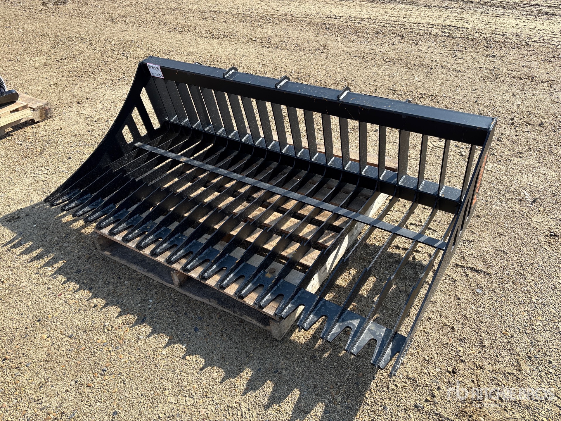 2026 PABREAK RB130 72 in Skeleton Skid Steer Bucket (Unused)