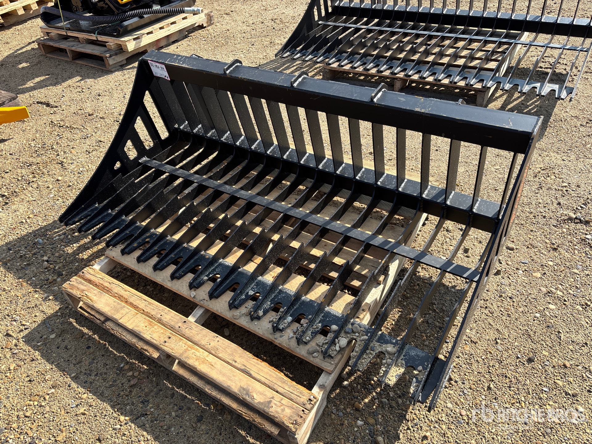 2026 PABREAK RB110 62 in Skeleton Skid Steer Bucket (Unused)