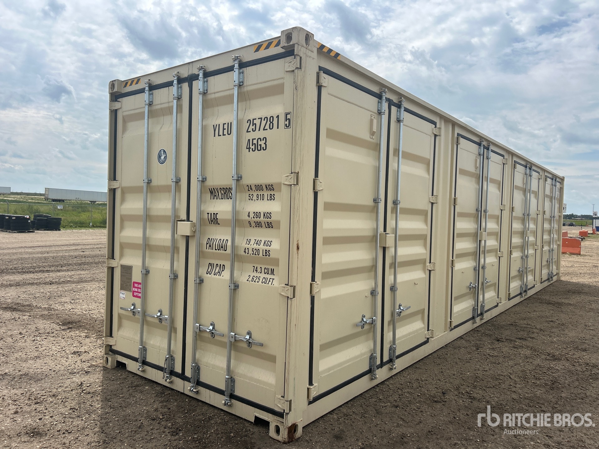 2026 40 ft High Cube Multi-Door Storage Container