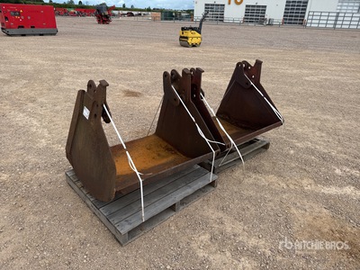 Quantity of 900 mm Qte De Benne Preneuse Bucket
