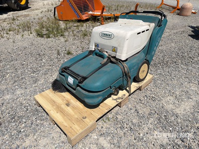 2005 Tennant 3640 Floor Sweeper