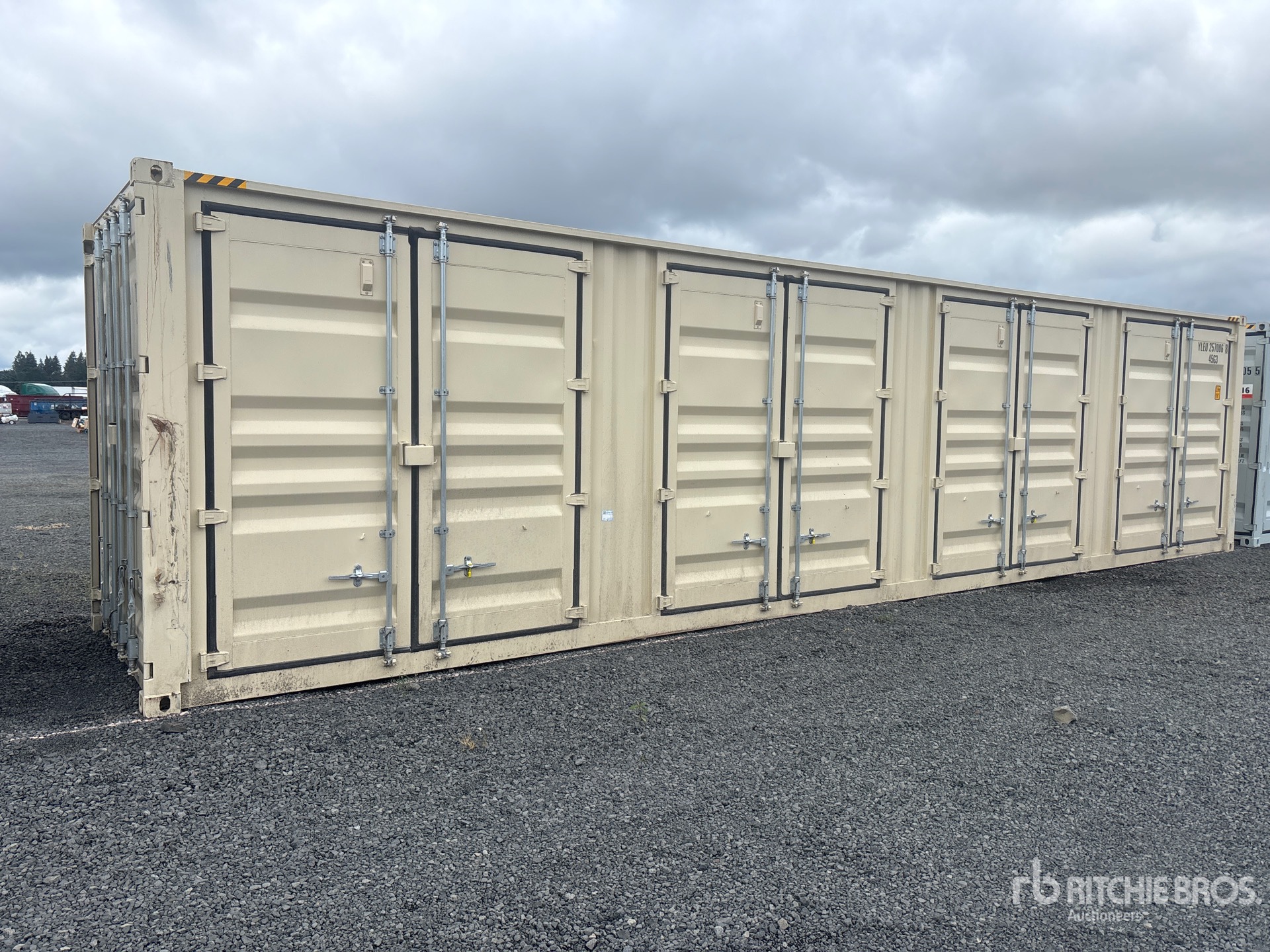 2026 40 ft High Cube Multi-Door Storage Container