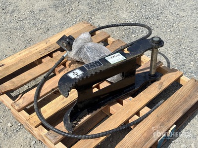 2026 GIYI GY-XJ3T 20 in Hydraulic Excavator Thumb (Unused)