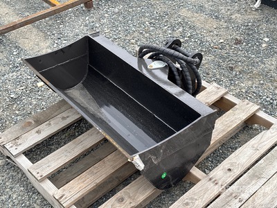 2026 GIYI GY-D3T 32 in Hydraulic Tilting Excavator Bucket (Unused)