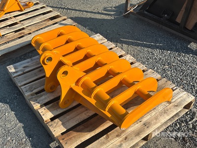 2026 GIYI 44 in Excavator Rake - Fits Cat 305 (Unused)
