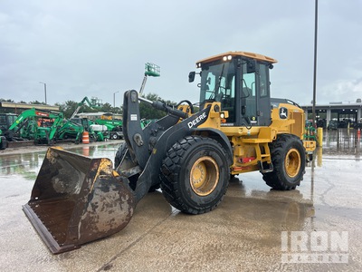 2019 John Deere 524L Wheel Loader