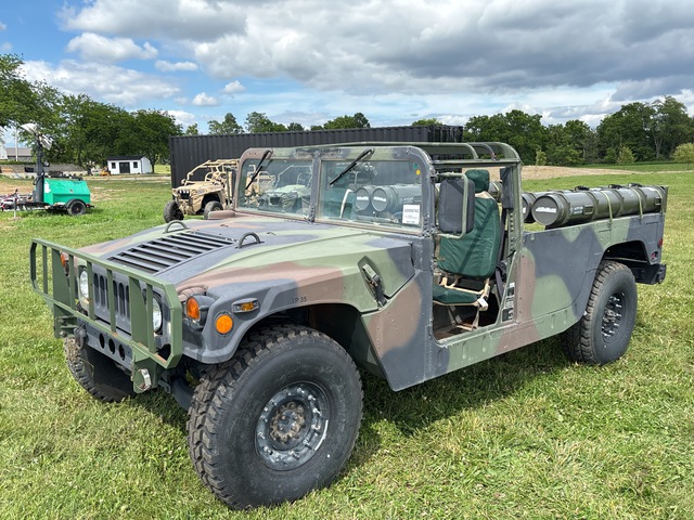 1993 AM General M1097R1 HMMWV 2 Door Soft Top w/Truck Body