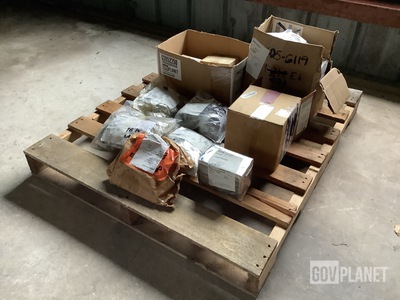 (301) Assorted Quick Release Pins, (665) Bearings & Assorted Items