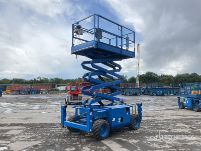 2018 Skyjack SJ6832 RT 4x4 Diesel Elevador de tijera