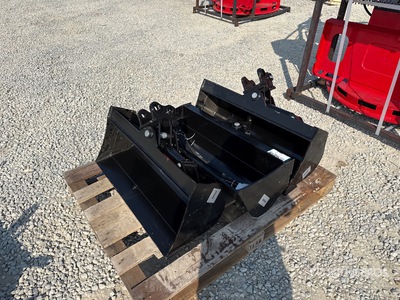 Quantity of (3) 2026 VICSEC VCT800 32 In. tilting Excavator Bucket (Unused)