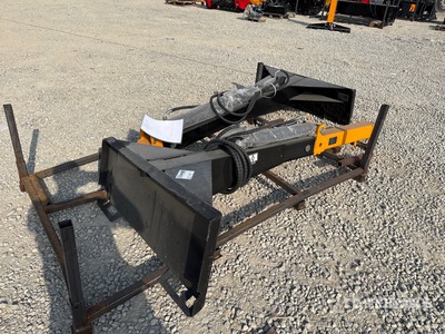 2026 GIYI GY-TBS20 Skid Steer Telescopic Boom (Short Cylinder) スキッドステア付属部品 (Unused)