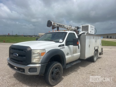 2016 Ford F-550 XL 4x2 Service Truck
