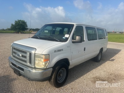 2013 Ford E-350 13 Passenger Van