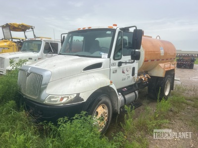 2007 International 4200 4x2 Water Truck