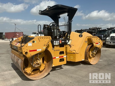 2015 Cat CB54 Compacteur  double bille