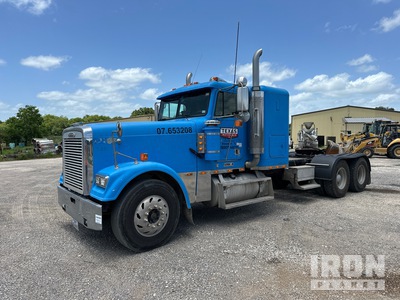 2000 Freightliner FLD 120 6x4 T/A Sleeper Truck Tractor