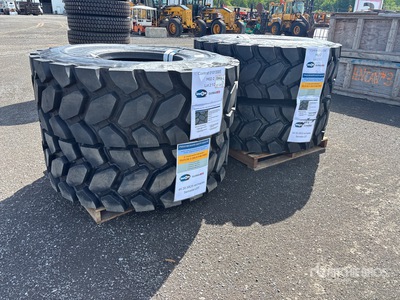 Quantity of (4) 20.5R25 LDT Tires